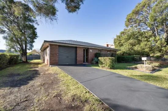 43 Blue Gum Drive, Newtown, Qld 4350