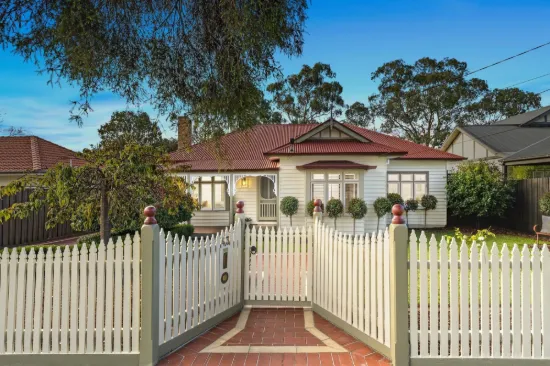 43 Carinya Road, Vermont, Vic 3133