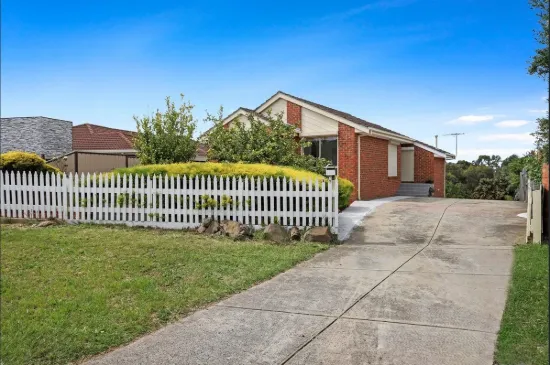 43 Cassinia Crescent, Meadow Heights, Vic 3048