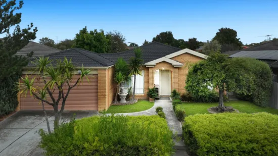 43 Central Parkway, Cranbourne West, Vic 3977