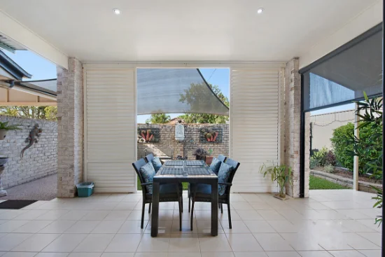 43 Collins Street, Woody Point, Qld 4019