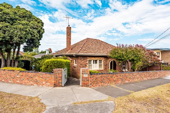 43 Edward St, Essendon, Vic 3040 - For Rent