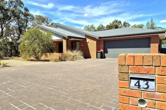 43 Harold Conkey Avenue, Cootamundra, NSW 2590