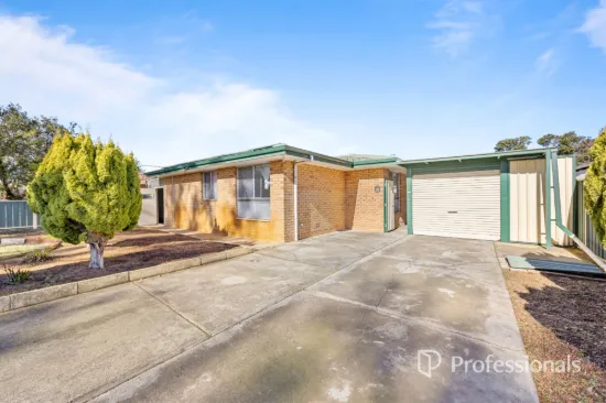 43 Hudson Road, Withers, WA 6230