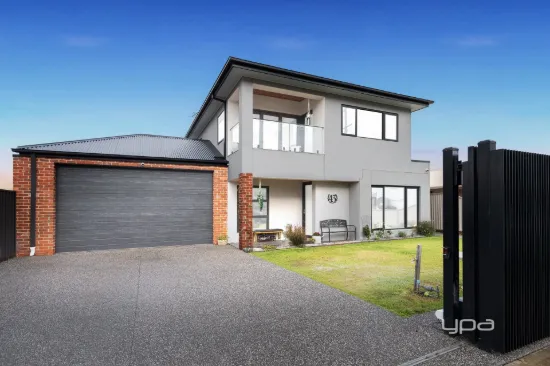 43 Kurunjang Drive, Kurunjang, Vic 3337