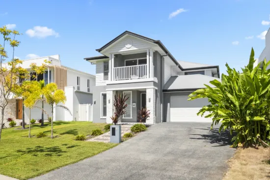43 Lake Serenity Boulevard, Helensvale, Qld 4212
