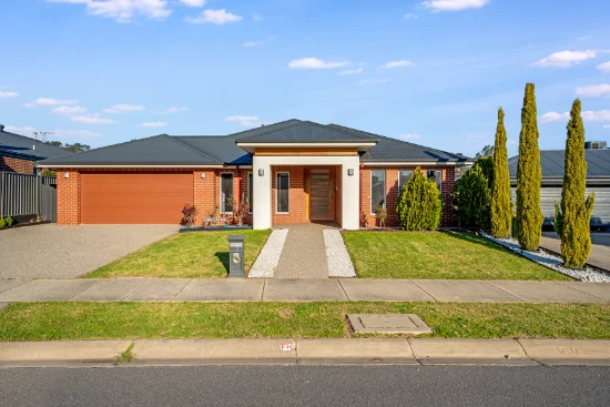 43 Mclaren Boulevard, Thurgoona, NSW 2640