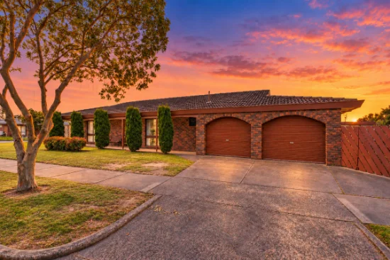 43 Meadow Park Drive, Traralgon, Vic 3844