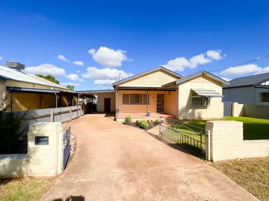 43 Mitchell Street, Parkes NSW 2870-Image