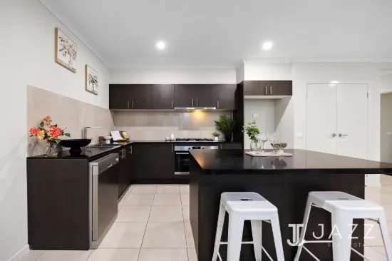 43 Namadgi Crescent, Truganina, Vic 3029-Image
