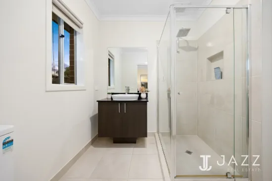 43 Namadgi Crescent, Truganina, Vic 3029-Image