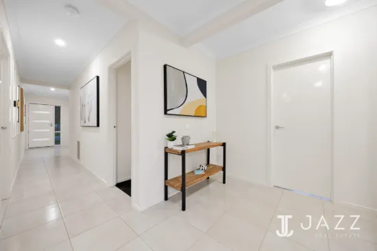 43 Namadgi Crescent, Truganina, Vic 3029-Image