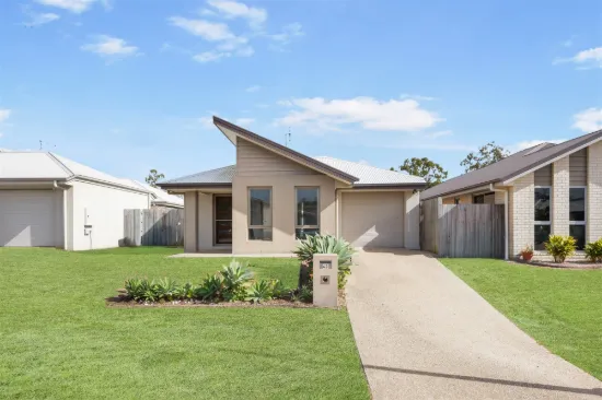 43 Petrel Street, Kirkwood, Qld 4680