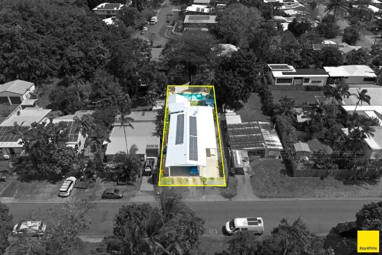 43 Saw Street, Machans Beach, Qld 4878