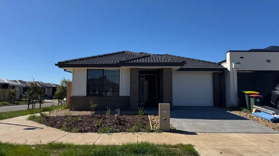 43 Skipper Ave, Lara, Vic 3212 - For Rent
