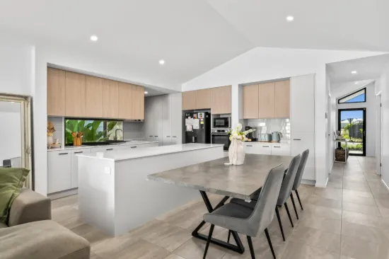 43 Tyndall Circuit, Banya, Qld 4551
