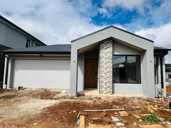 43 Yucamane Drive, Truganina, Vic 3029