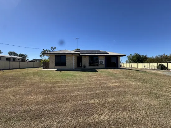 44 Bramston Street, Banana, Qld 4702