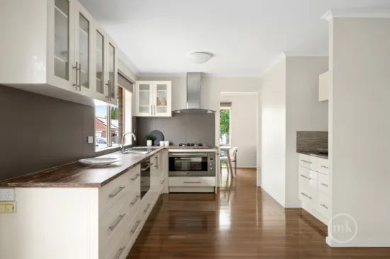 44 Carbon Crescent, Mill Park, Vic 3082
