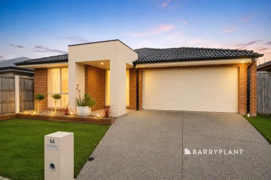 44 Copper Beech Road, Beaconsfield, Vic 3807
