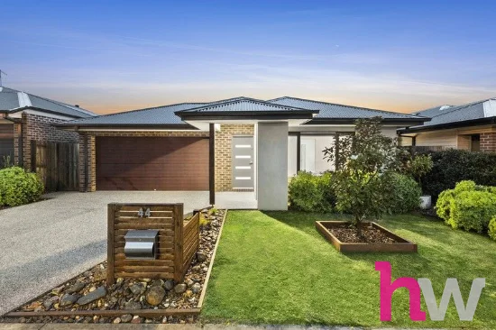 44 Decourcy Way, Armstrong Creek, Vic 3217 - For Sale