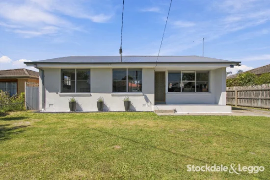 44 Dunbar Grove, Churchill, Vic 3842