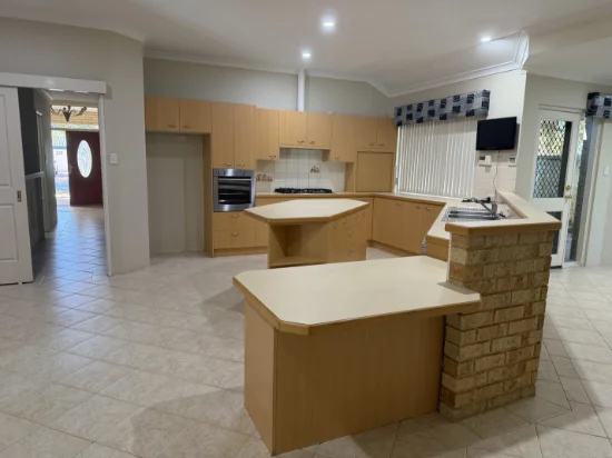44 Folland Parade, Atwell, WA 6164