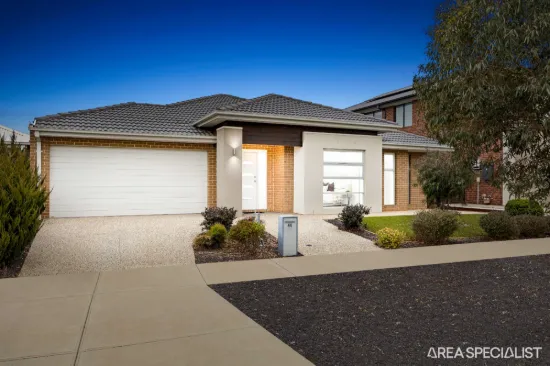 44 Gilfillan Circuit, Thornhill Park, Vic 3335