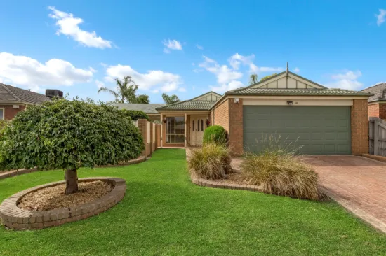 44 Grand Arch Way, Berwick, Vic 3806