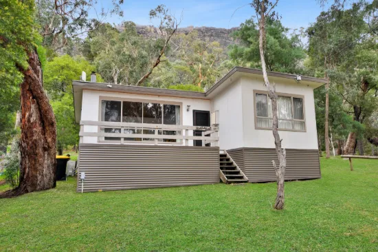 44 High Road, Halls Gap, Vic 3381