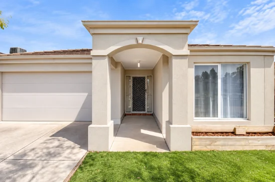 44 Isabella Way, Tarneit, Vic 3029