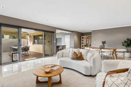 44 Labianca Vista, Carramar, WA 6031