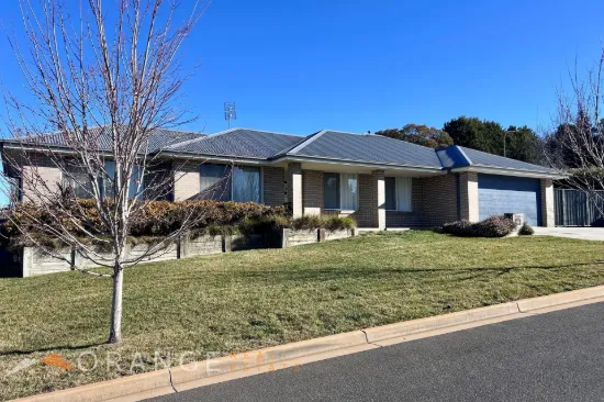 44 Lombardy Way, Orange, NSW 2800