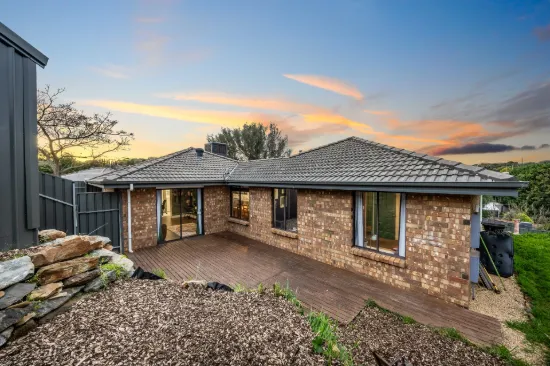 44 Lyons Circuit, Trott Park, SA 5158