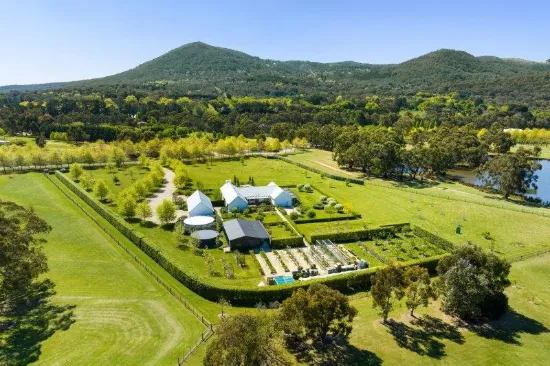 44 Manorina Way, Macedon, Vic 3440