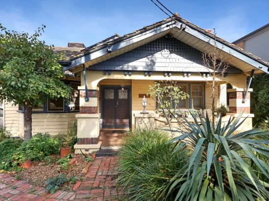 44 McKinnon Road, McKinnon, Vic 3204