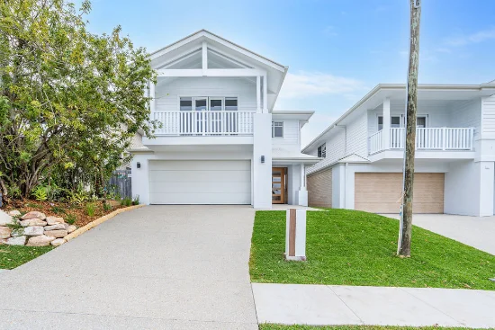 44 Muir Street, Labrador, Qld 4215