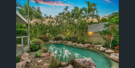 44 Mukurta St, Chapel Hill, Qld 4069