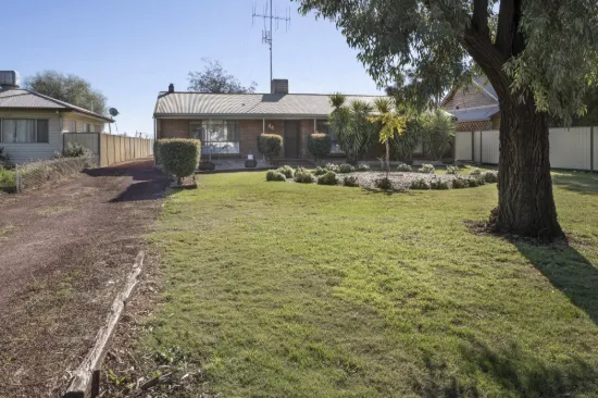 44 Murray Street, Piangil, Vic 3597