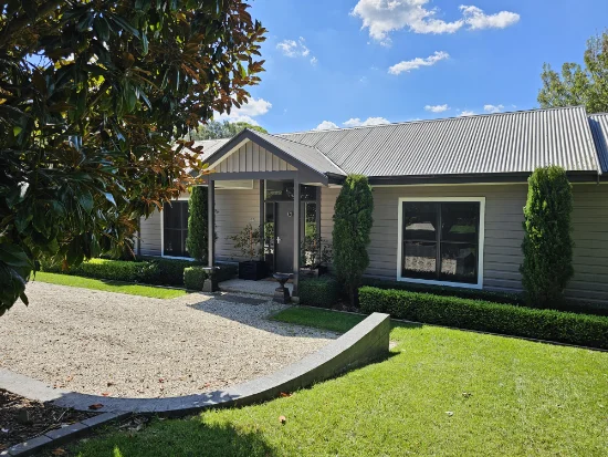 44 Osborne Road, Burradoo, NSW 2576