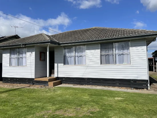 44 Overend Crescent, Sale, Vic 3850