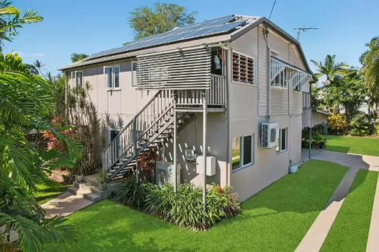 44 Queens Road, Hermit Park, Qld 4812