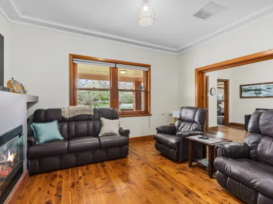 44 Redlands Road, Corowa, NSW 2646-Image