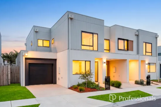 44 Shoreline Crescent, Carrum Downs, Vic 3201