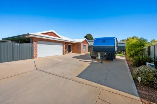 44 Smythe Drive, Broadwood, WA 6430