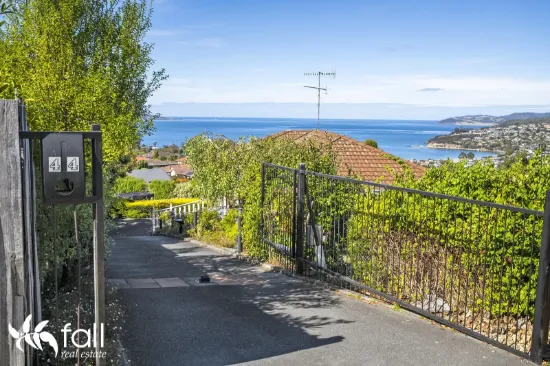 44 Tingira Road, Blackmans Bay, Tas 7052