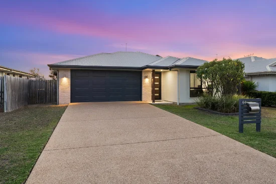44 Varsity Crescent, Norman Gardens, Qld 4701