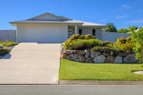 44 Woodland Drive, Southside, Qld 4570