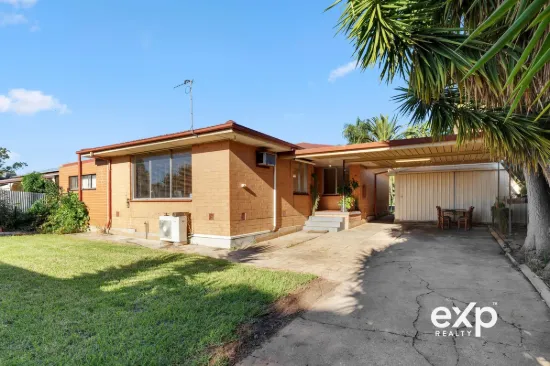 44 Woodlands Road, Elizabeth Downs, SA 5113