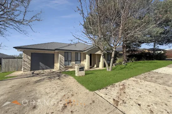 44a William Maker Drive, Orange, NSW 2800